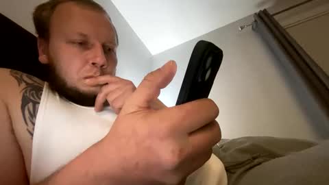 deznuts130 online show from 17, 1, 2025