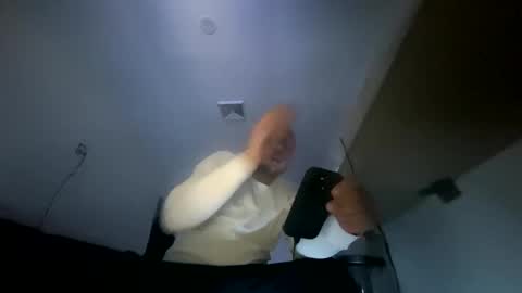 deznuts130 online show from 27, 2, 2025