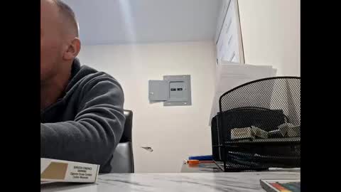 deznuts130 online show from 15, 2, 2026