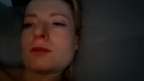 dgesika254182 online show from 6, 2, 2025