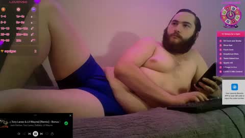 Snapshot of dguy0669 chatting on 2, 12, 2024 Dustin Independent Model online show from 2, 12, 2024