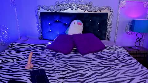 Dhalia online show from 3, 2, 2026