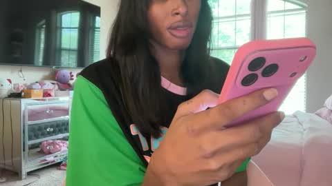 Snapshot of di0rd0lly chatting on 9, 6, 2026 Dolly online show from 9, 6, 2026