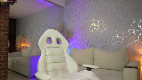 Snapshot of diagostone chatting on 20, 5, 2026 Diego online show from 20, 5, 2026
