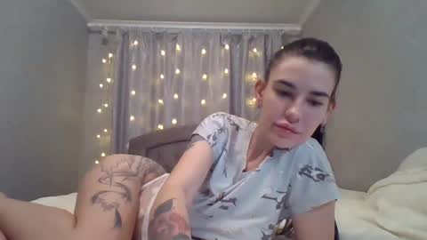 Snapshot of diamond_dana chatting on 23, 12, 2024 Diamond Dana online show from 23, 12, 2024