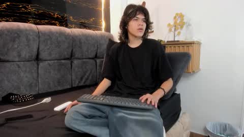diamond_twink online show from 20, 3, 2026