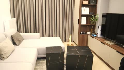 Iris online show from 17, 9, 2025