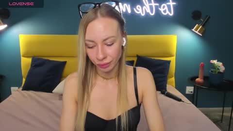 Diana  online show from 27, 9, 2025