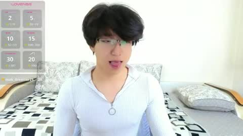 Adam online show from 24, 4, 2026