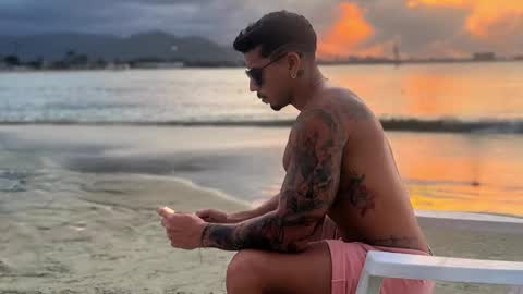 Snapshot of dickdamian_ chatting on 17, 12, 2024 Damin online show from 17, 12, 2024