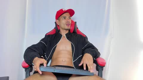 Diego lat online show from 7, 4, 2026