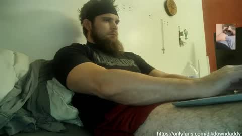 Daddy online show from 4, 2, 2025