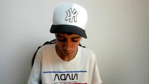 dikey_18 online show from 19, 2, 2025