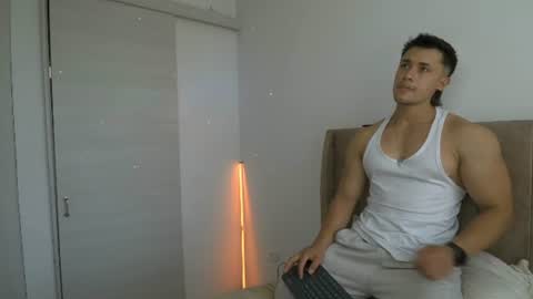 Dilan Coy online show from 12, 6, 2026