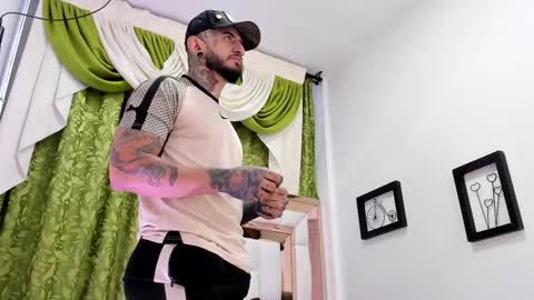 dilan_scootk_ online show from 2, 3, 2025