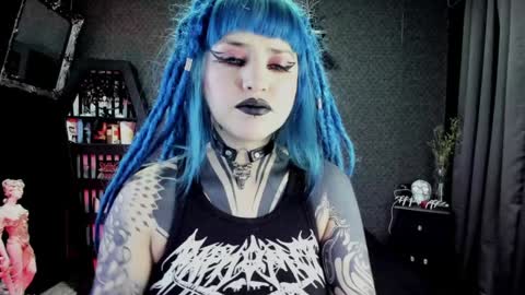 Snapshot of dimmuanddarkness chatting on 4, 1, 2025 dimmuanddarkness online show from 4, 1, 2025