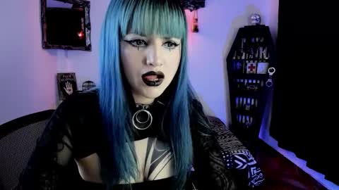 Snapshot of dimmuanddarkness chatting on 21, 11, 2025 dimmuanddarkness online show from 21, 11, 2025