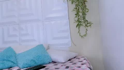 DINA online show from 27, 4, 2026