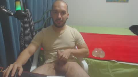 Snapshot of dinchtcams chatting on 31, 12, 2024 Dincht online show from 31, 12, 2024