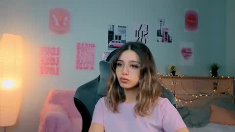 Sara Connor online show from 2, 2, 2026