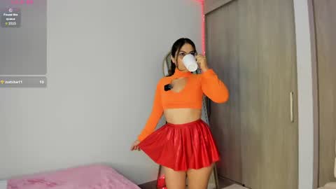  Diosa Isis  online show from 24, 7, 2026