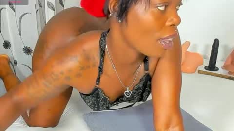 Snapshot of dip_chocolate chatting on 1, 5, 2026 chocolate online show from 1, 5, 2026