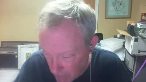 DirtkPitt Fun guy working online show from 22, 12, 2024