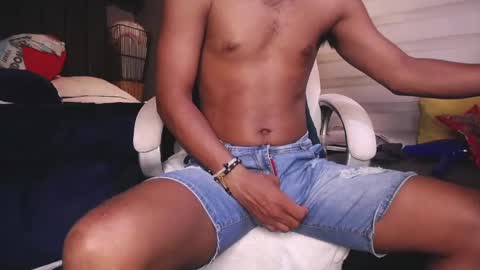 dirty_27cms online show from 26, 1, 2025