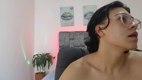 Snapshot of dirty_model chatting on 15, 9, 2025 dirty model online show from 15, 9, 2025