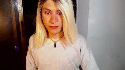 dirtydanezka online show from 17, 11, 2025