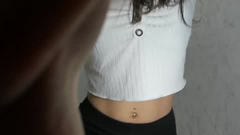 Gyna    Josie    online show from 5, 2, 2025