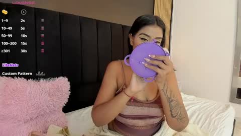 Soffie - Valentina - Yuya  Astro online show from 5, 6, 2026