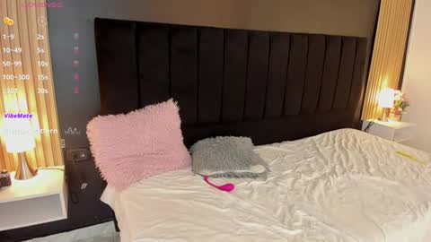 Soffie - Valentina - Yuya  Astro online show from 12, 6, 2026
