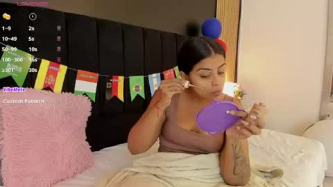 Soffie - Valentina - Yuya  Astro online show from 24, 6, 2026