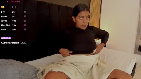 Soffie - Valentina - Yuya  Astro online show from 26, 7, 2026