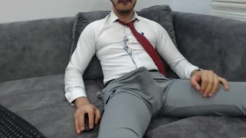 Snapshot of dirtyybooyy77 chatting on 17, 5, 2026 dirtyybooyy77 online show from 17, 5, 2026