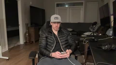 JustinDulgeXXX online show from 3, 3, 2025