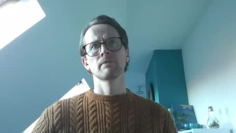 Snapshot of discovery_99 chatting on 3, 1, 2025 discovery_99 online show from 3, 1, 2025