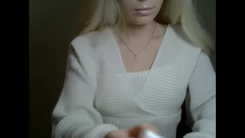 DitaMilton online show from 22, 12, 2024