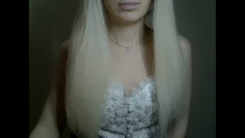 DitaMilton online show from 19, 1, 2025