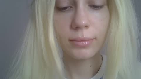 DitaMilton online show from 22, 4, 2026