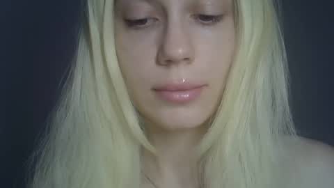 DitaMilton online show from 23, 4, 2026