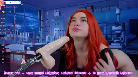 Snapshot of divacam chatting on 1, 12, 2024 Tini online show from 1, 12, 2024