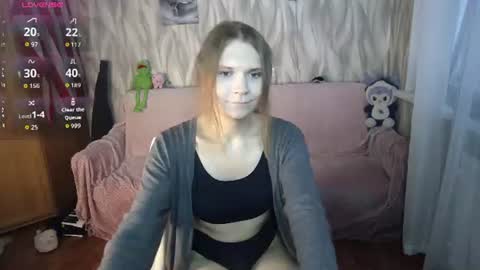 Snapshot of divano4ka chatting on 9, 7, 2026 Diane online show from 9, 7, 2026