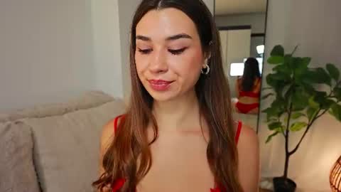 Tia online show from 24, 7, 2026