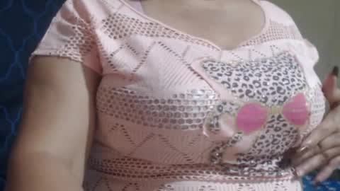 Snapshot of diviina chatting on 20, 6, 2026 diviina online show from 20, 6, 2026