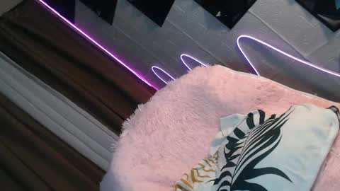 Snapshot of divinaaaaa chatting on 21, 4, 2026 divinaaaaa online show from 21, 4, 2026