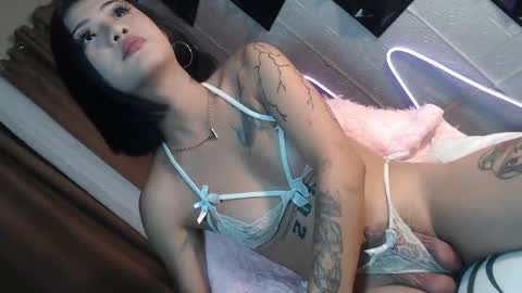 Snapshot of divinaaaaa chatting on 22, 4, 2026 divinaaaaa online show from 22, 4, 2026
