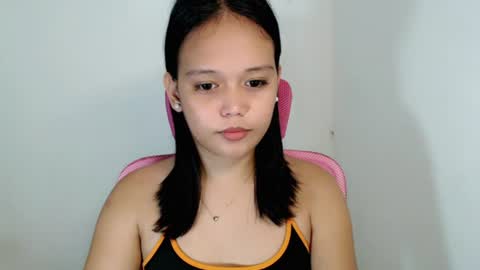 Crystal mae online show from 28, 7, 2026