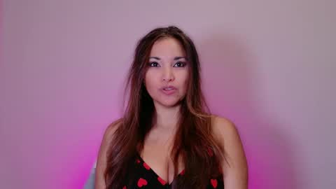 DivineLynn online show from 1, 12, 2024